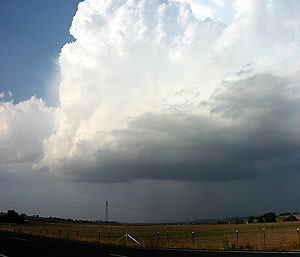 A nice rain free base sitting just under a crisp updraft